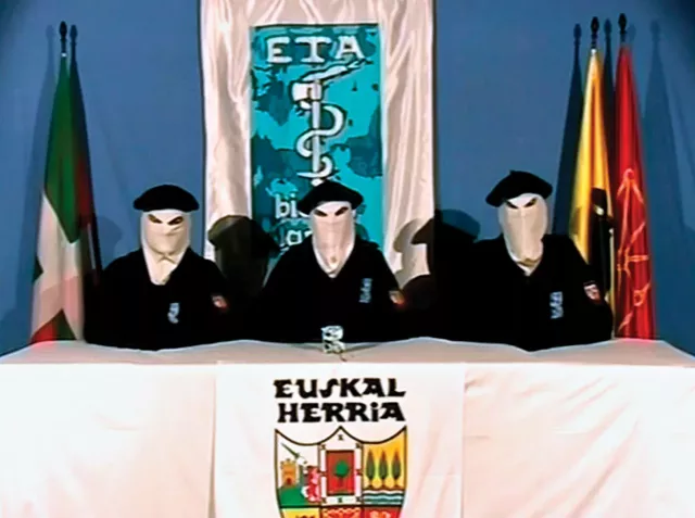 photo-ETA-video-Basque-struggle-cease-fire-members-March-22-2006.thumb.webp.ed4f29d18297ea113831968c8aaa2df5.webp
